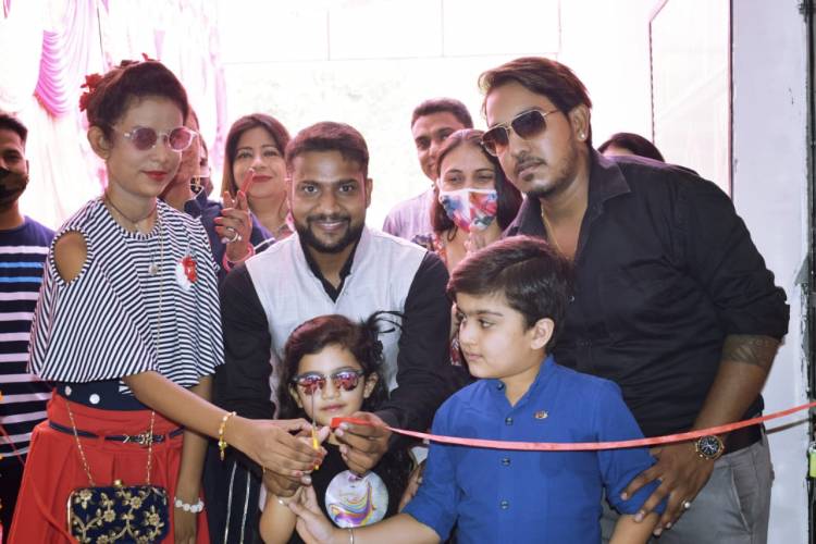Explosion opening of Om Shah Films Training and Casting 
