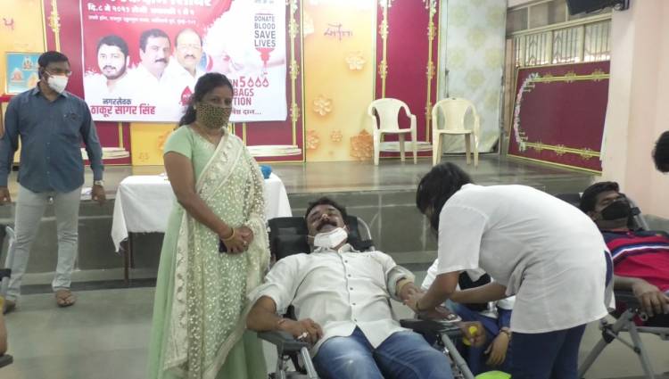 Mumbai BJP corporator thakur Sagar Singh organized blood donation camp